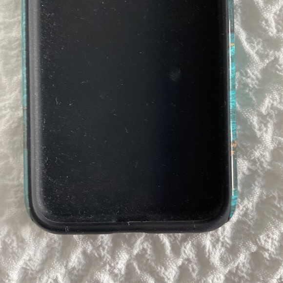 Lightly used iPhone 7/8 case - Picture 4 of 6